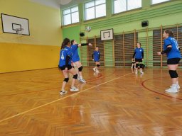 b_1024_768_0_00_images_2023_2024_WF_siatkowka_dziewczat_419420109_351056101016283_5968373662045586145_n